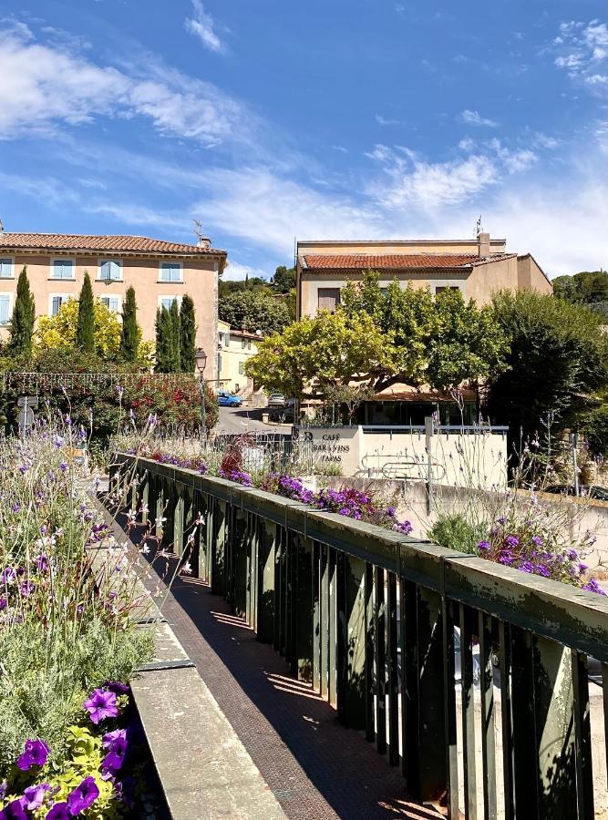 Rive Droite Hotel Apt Exterior photo
